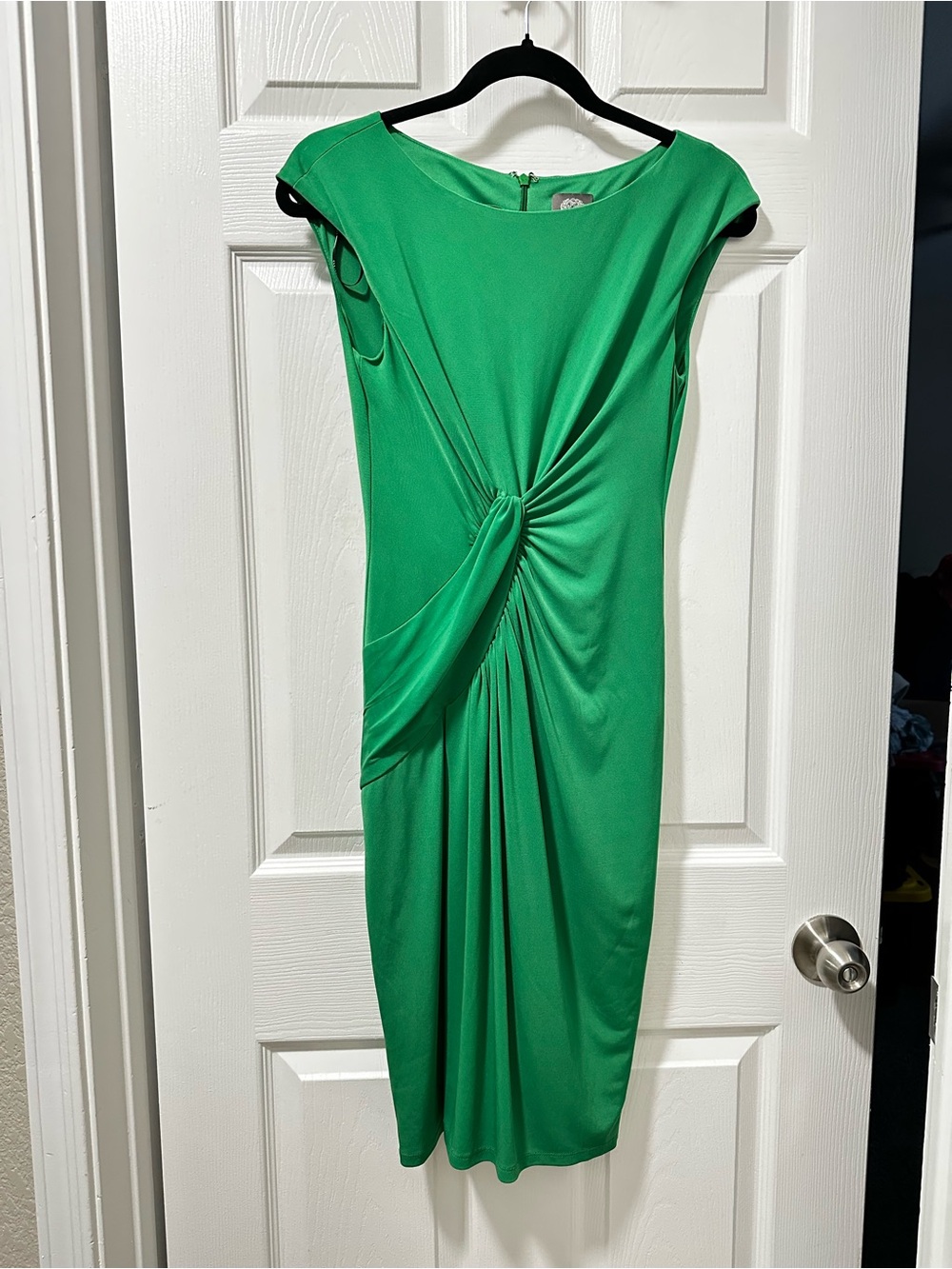 Vince Camuto Emerald Green Twist Front Midi Dress Size 2 - Picture 4 of 9